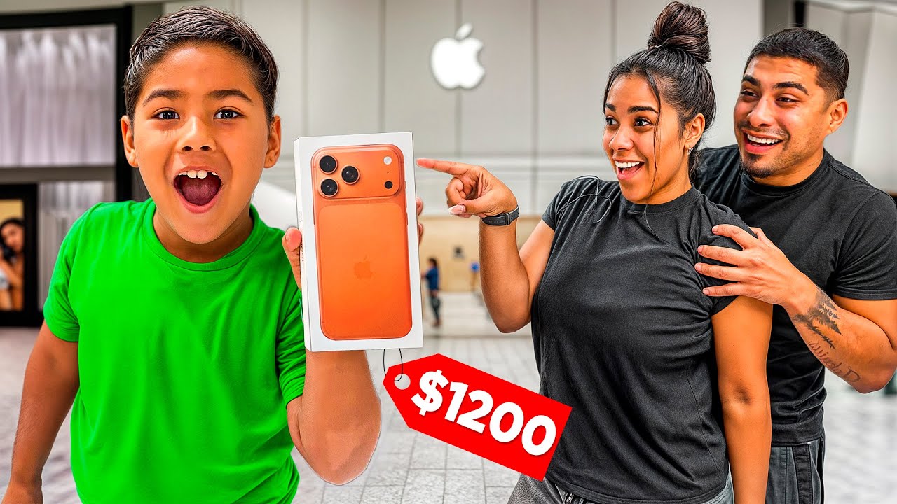 МЫ КУПИЛИ нашему 6-летнему сыну IPHONE 17!