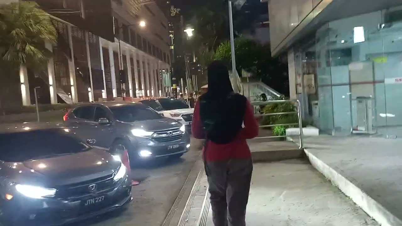 aku jalan jalan di kawasan Komtar JBCC