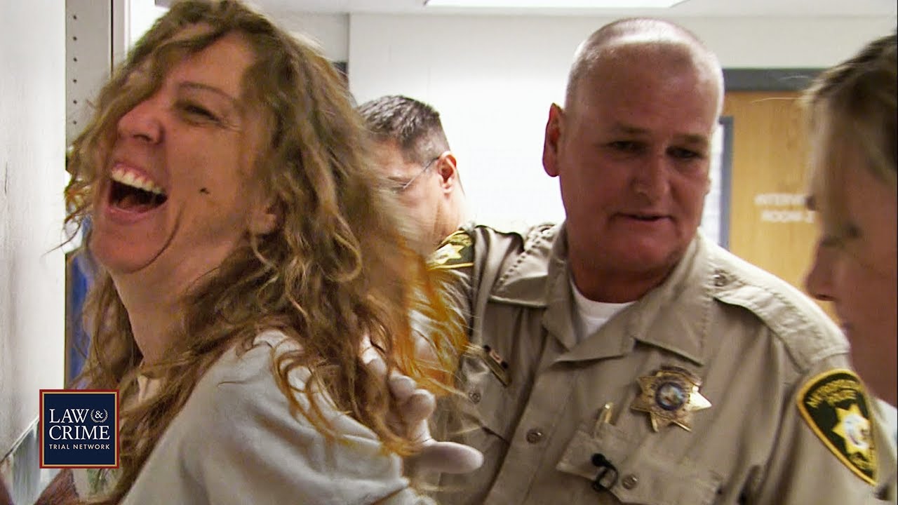 Belligerent Woman Gets Restrained for Fighting with Officers (JAIL)