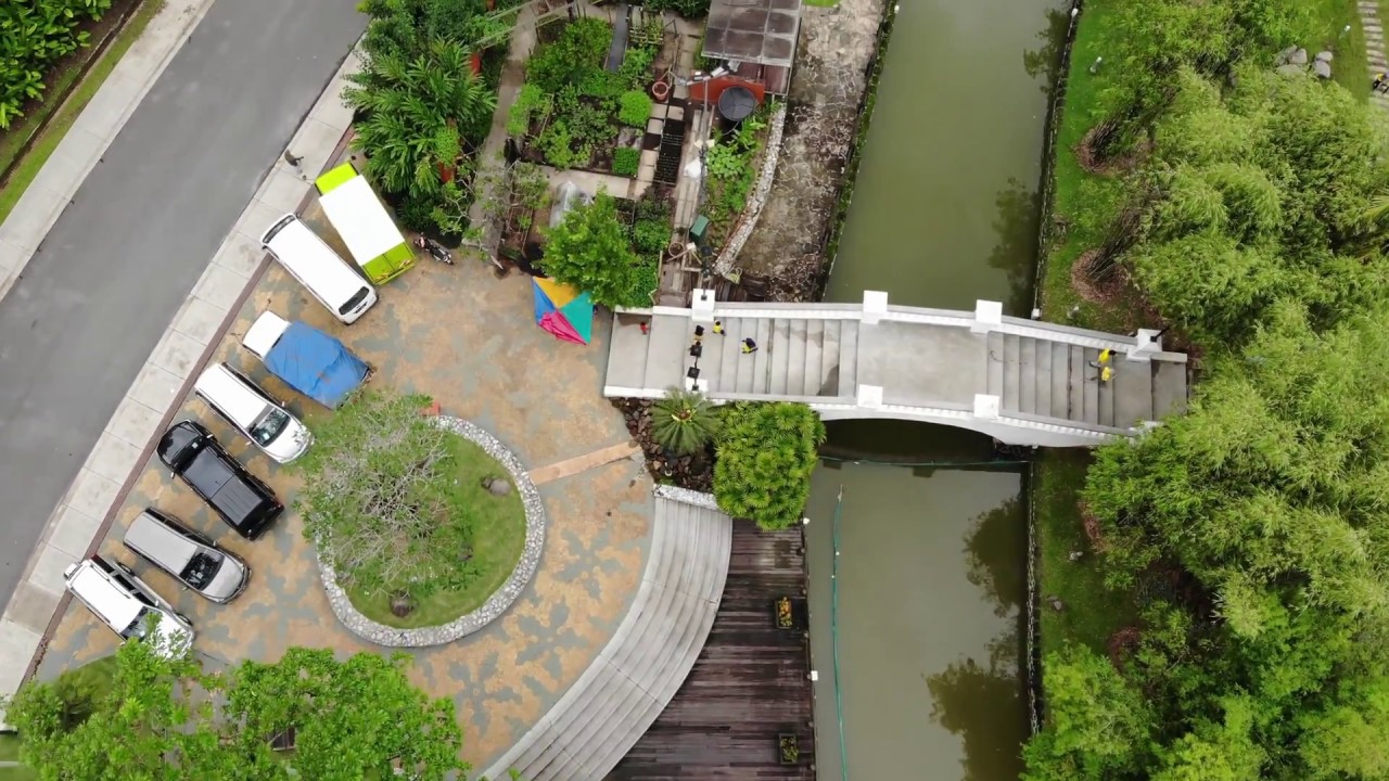 4k Mavic Air Drone over Perdana Botanic (Lake) Gardens Kualar Lumpur Malaysia