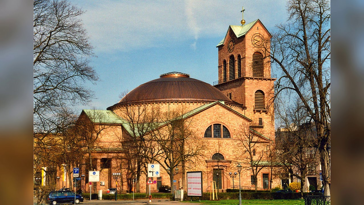Karlsruhe (D - BW) Die große Glocke der Pfarrkirche St. Stephan
