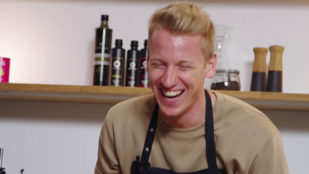 #BORAKitchenChallenge - Rafał Majka on the Bar Tape v Pascal Ackermann Cooking
