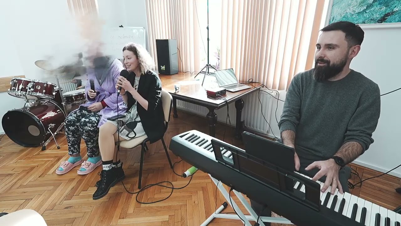 Mashup: House of the rising sun + Hit the road Jack