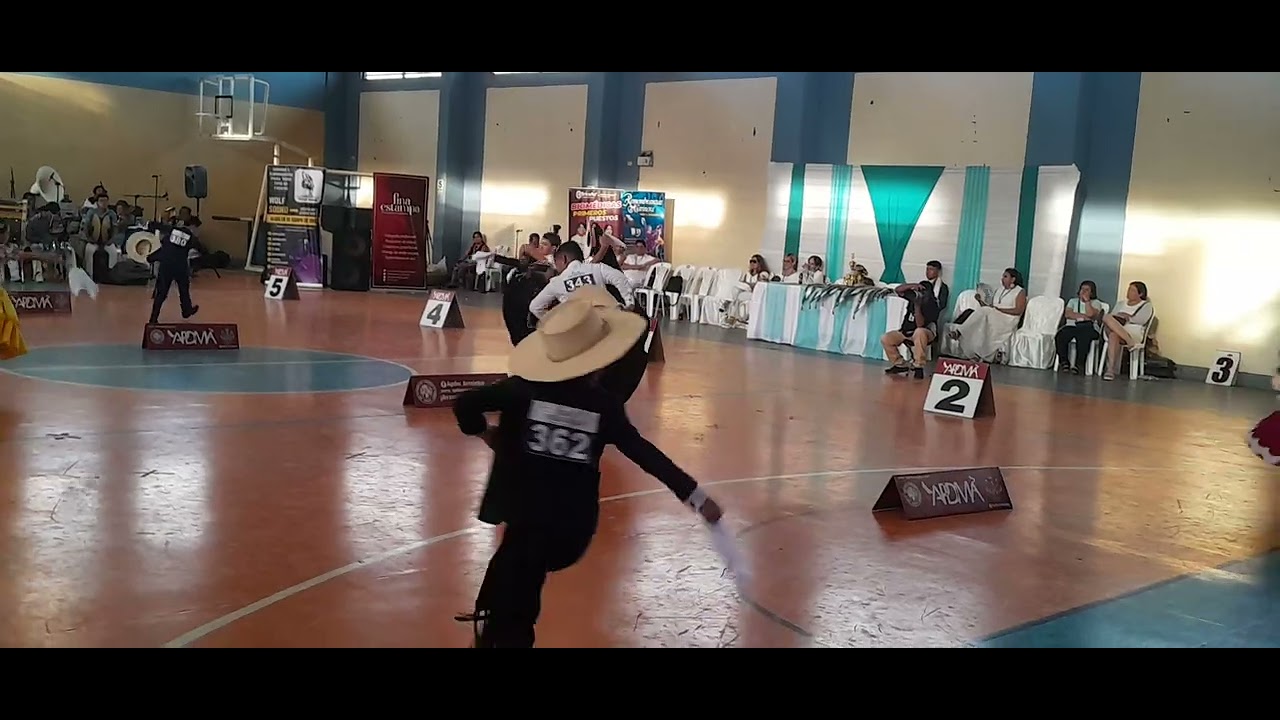 MOLLENDO SEMIFINALES 