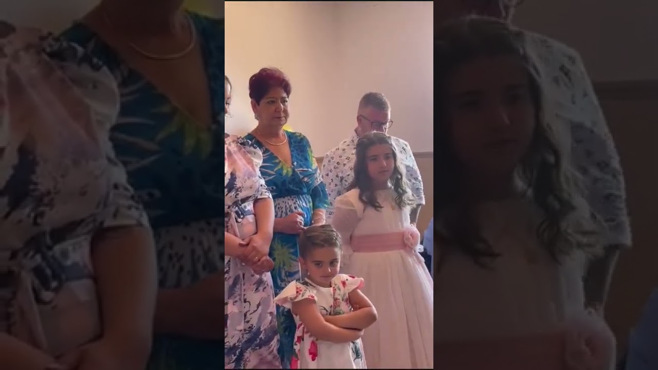 Sorpresa a bisabuela y abuelos en Comunión de Eva ❤️🧓🏼🥺🥰💫 - Vilches (Jaén) Fran Martinez
