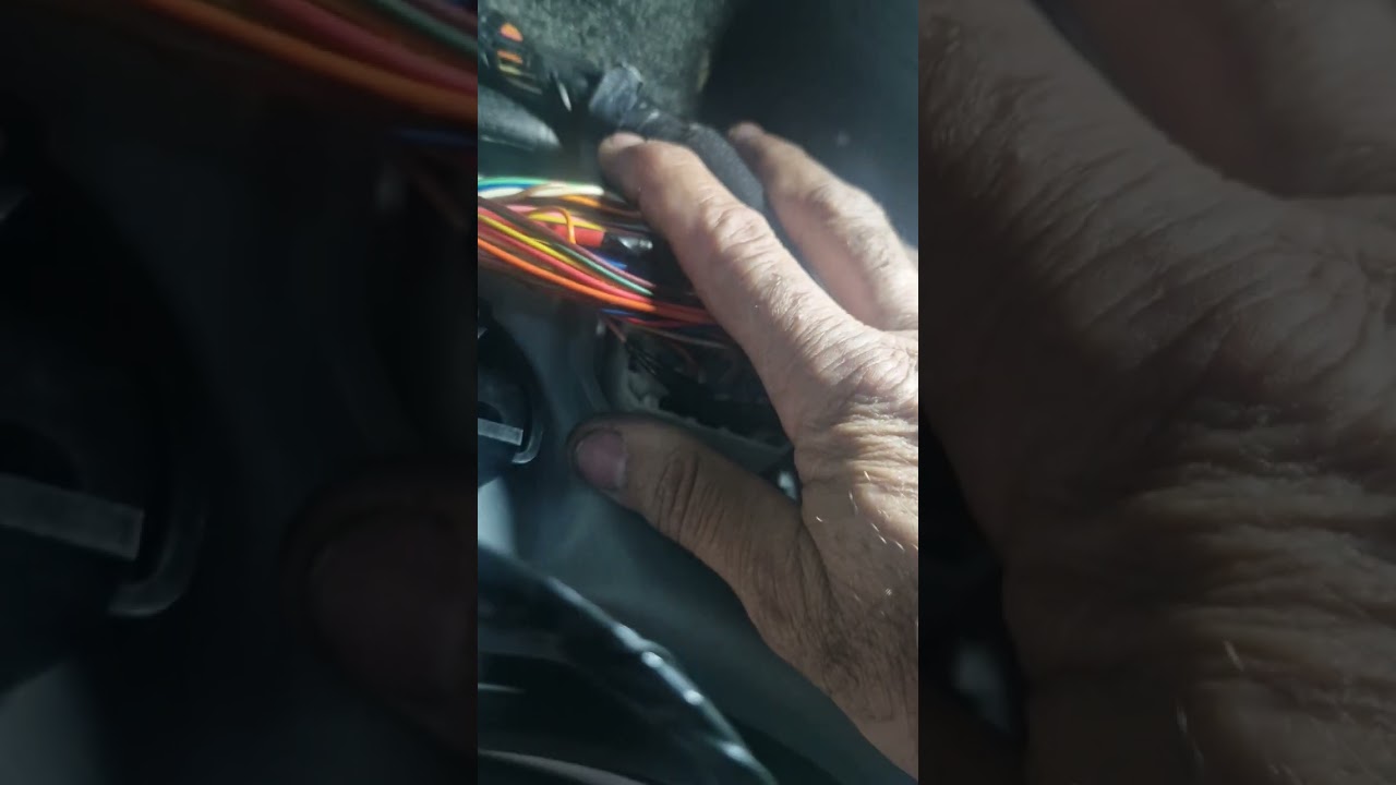 Instalação do alarme keyless da positron no Creta 2019.