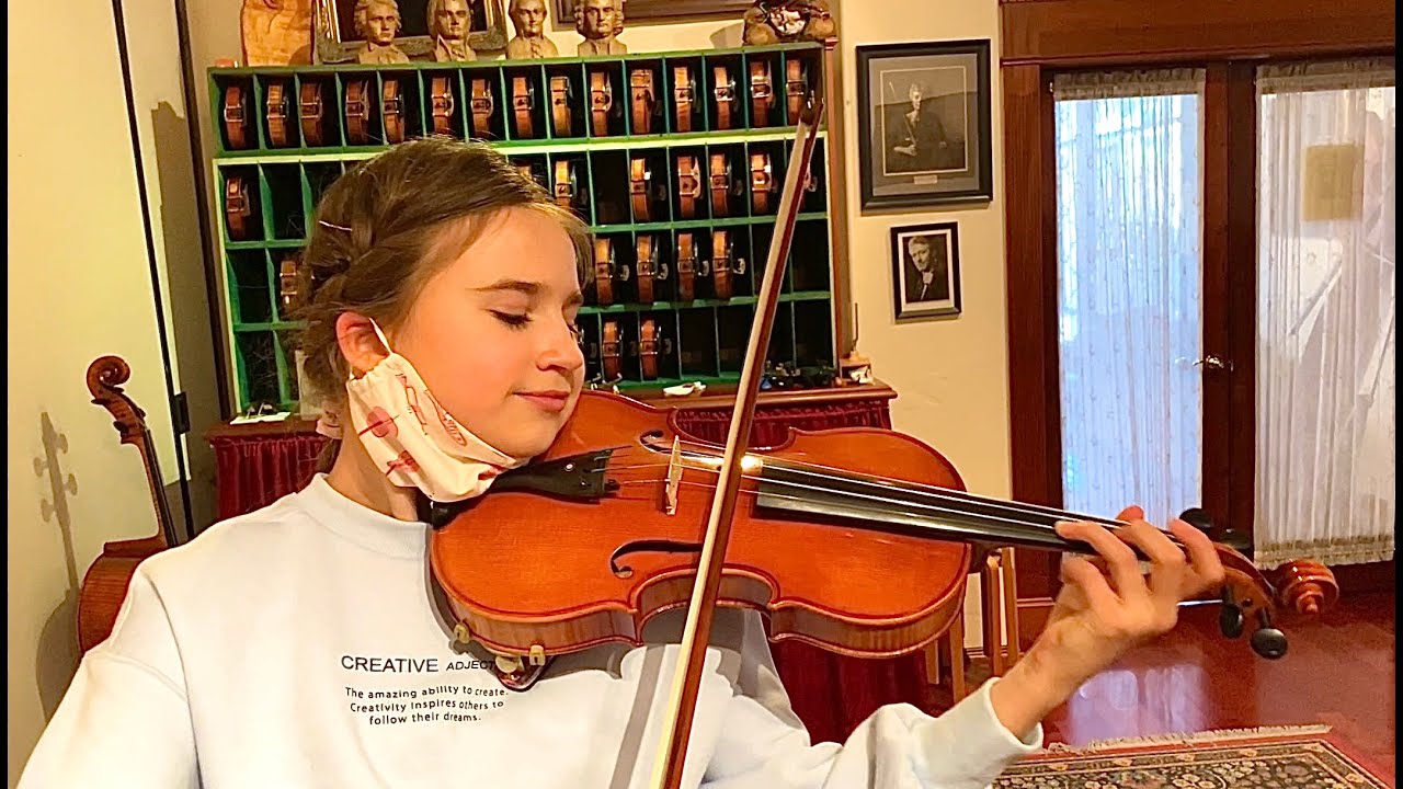 Choosing Full Size Violin - Karolina Protsenko and her violin teacher