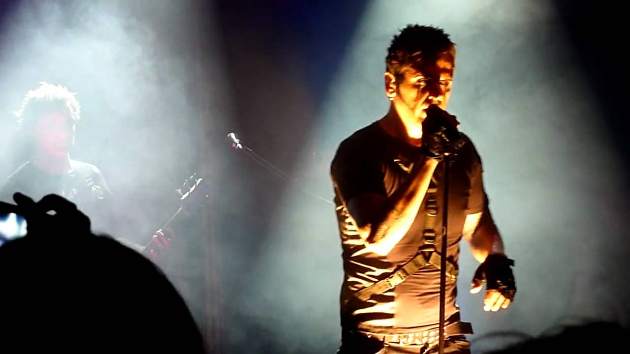 Oomph! LIVE TRABENDO (PARIS) 2010 [HD] 