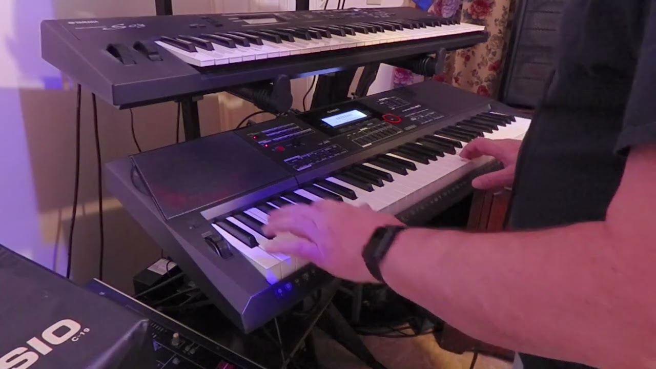 Casio CT-X5000, Just before the storm.
