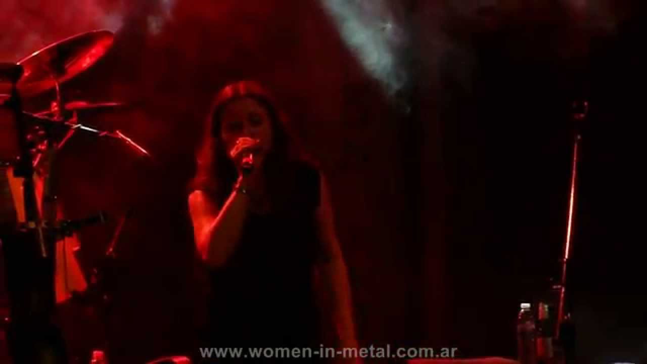 Eluveitie en Argentina - A Rose For Epona (Acústico) @ Teatro Vorterix (15/04/2015)