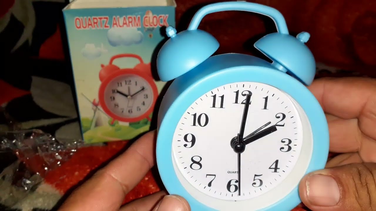 RELÓGIO DESPERTADOR COMO ACERTAR AS HORAS QUARTZ ALARM CLOCK.No:8811.