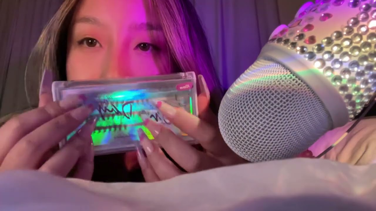 Makeup ASMR (tapping & scratching) 💜💕 let's hang out 🤠