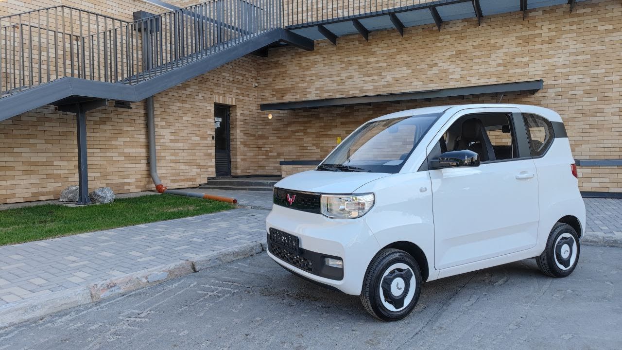 Wuling Hongguang Mini EV // самый продаваемый в Китае электромобиль