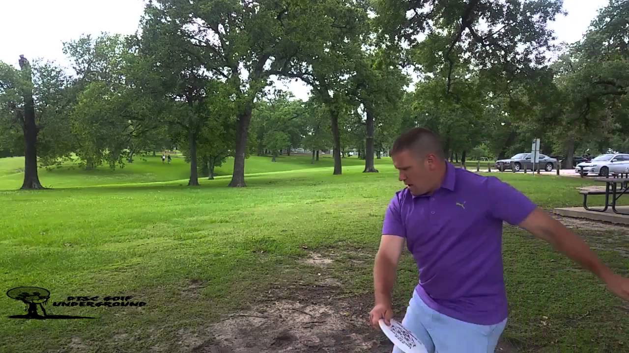 Vibram Valley vs. Daredevil Discs Wolverine - Disc Golf Comparison Video