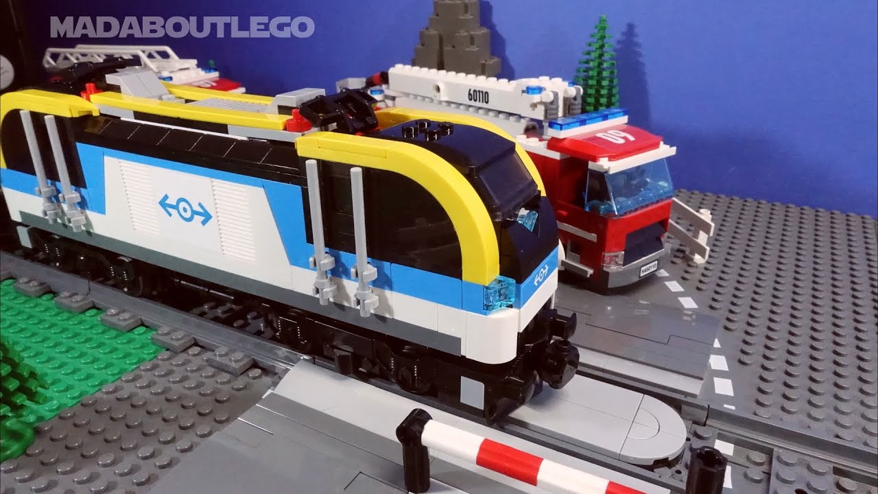LEGO City Train Station 60335 Extra Crashes.