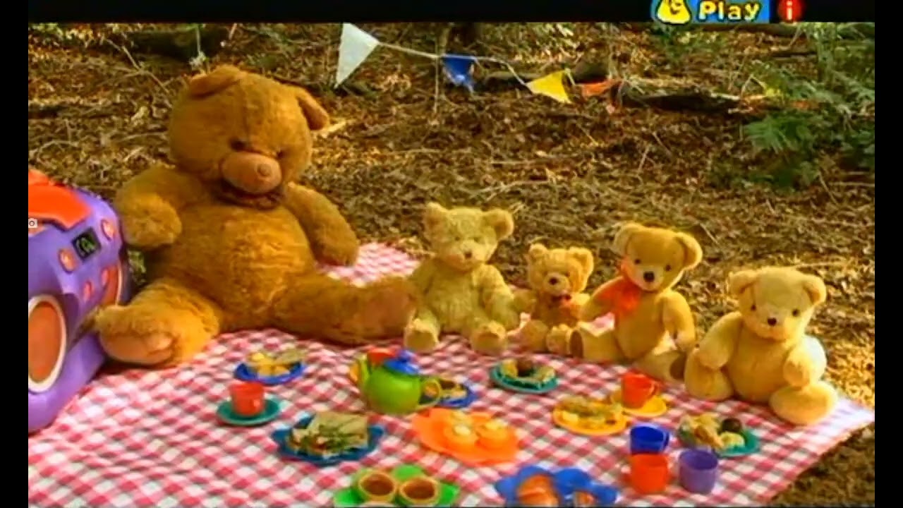 Mr Tumble Around The World S1 E2 The Woods