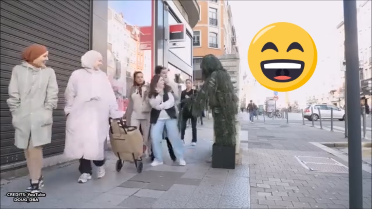 Самые запоминающиеся реакции Бушмена #5650