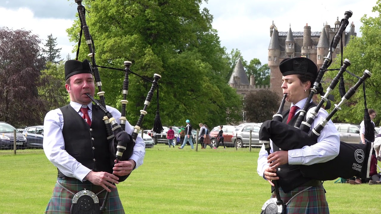 Bagpipe & Drum Quartet from Stockbridge Pipe Band (Edinburgh) at Glamis Castle in Scotland 2019