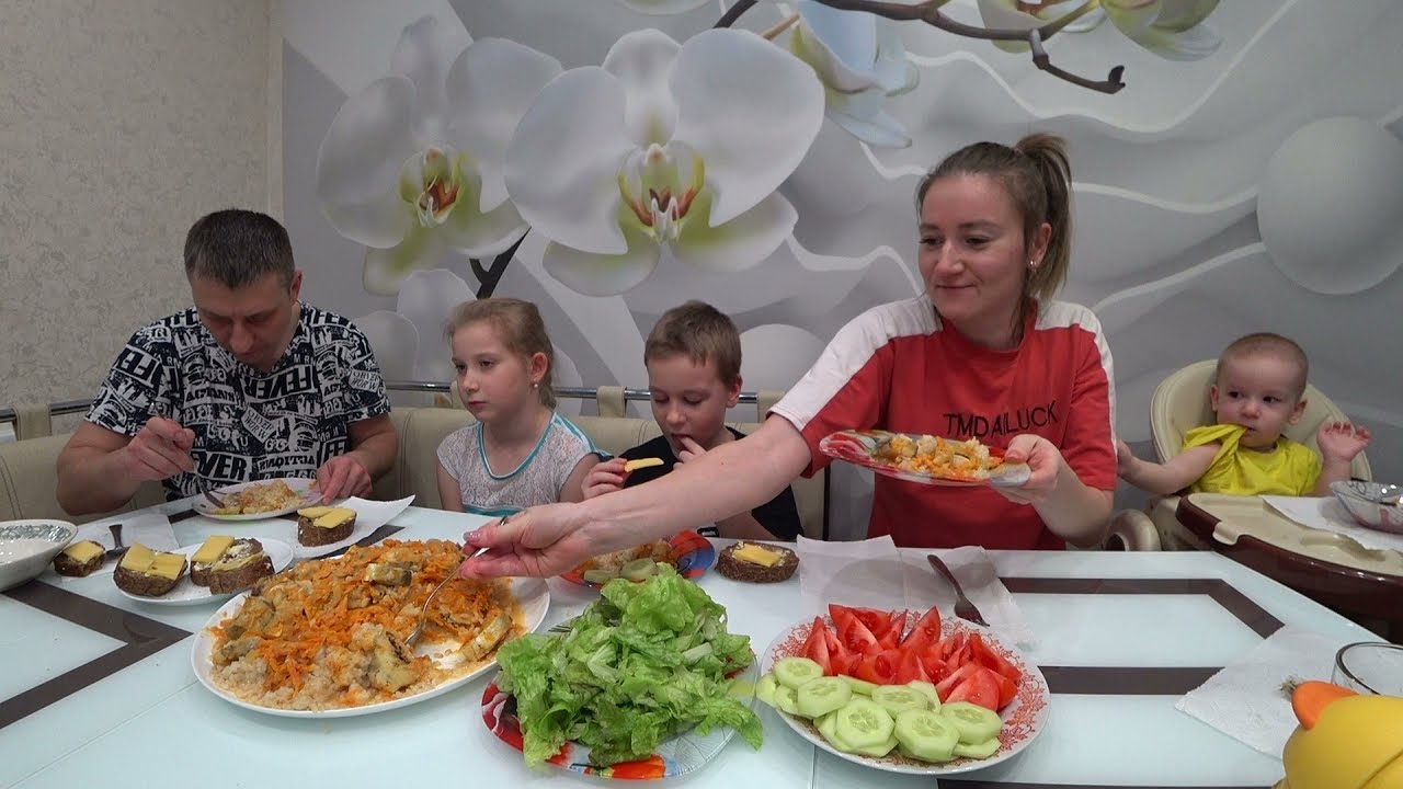МУКБАНГ НАВАГА С РИСОМ / ПОРУГАЛИСЬ ПЕРЕД СЪЕМКАМИ, ВСЁ РАЗВОД! 🤦‍♂️🤦‍♀️ MUKBANG NAVAGA WITH RICE