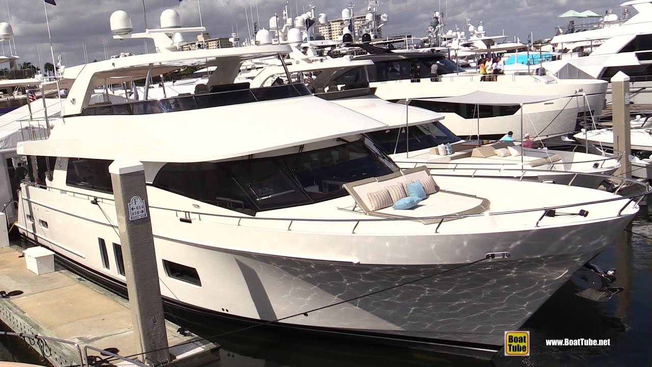 2019 Ocean Alexander 85 Luxury Yacht - Deck and Interior Walkaround - 2018 Fort Lauderdale Boat Show