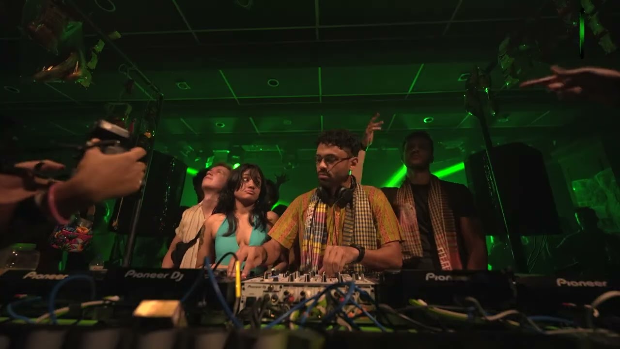 Izhaqo DJ Set | Keep Hush Live x Dhaka: The Bhai Bhai Takeover