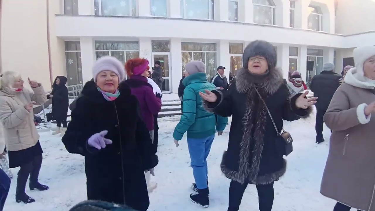 Чёрная смородина........ 21.02.26 Гомель парк Луначарского 🥰 💫 