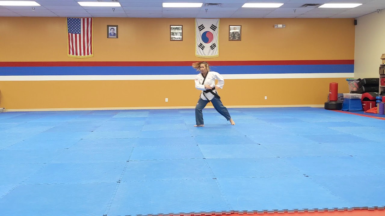 2020 World Poomsae Championships: 18+ Female Freestyle 🇺🇸 (BRONZE)