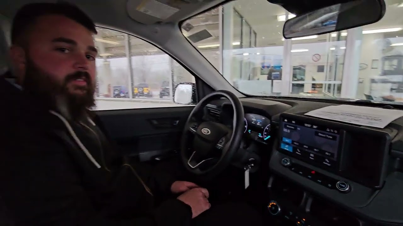 How to Preset Audio Stations in Ford Maverick
