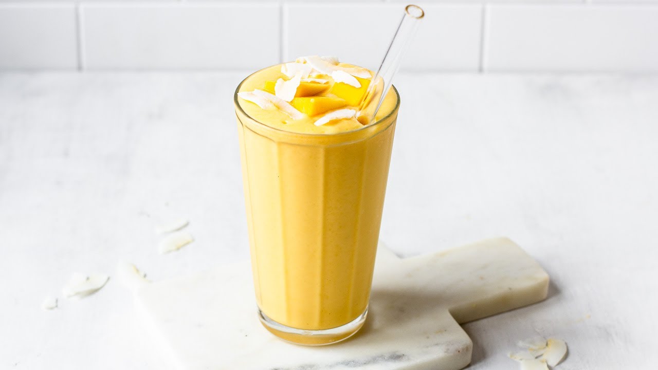 BEST Frozen Mango Smoothie (Without Banana)