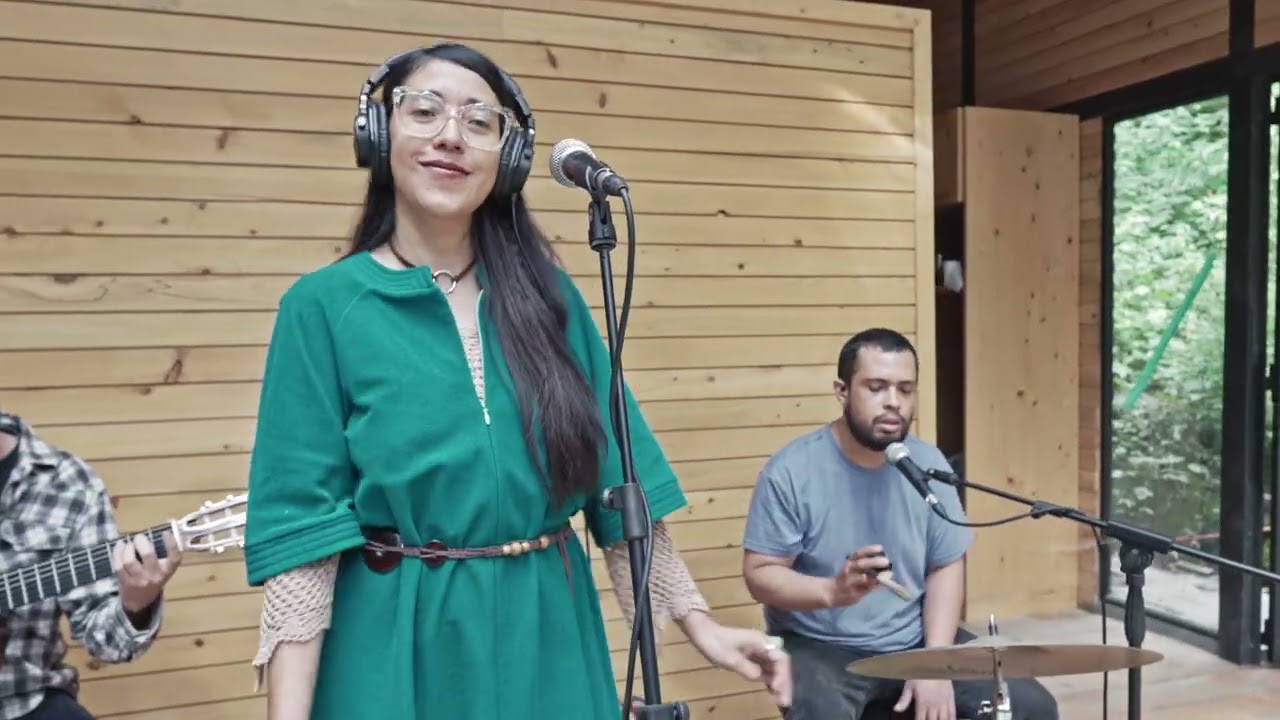 Labios Rotos de ZO&Eacute;, Live Session Cipres M&uacute;sica 2025