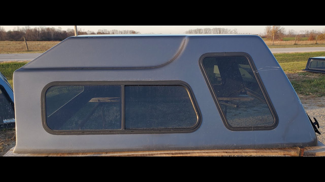 Walkaround of a used High rise fiberglass truck topper for sale. 09-14 Ford F-150 short bed 6.5'
