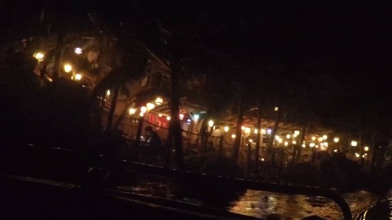 DLP - Pirates of the Caribbean (Pirate des Caraïbes) Disneyland Paris - Full ride - Front see - 2025