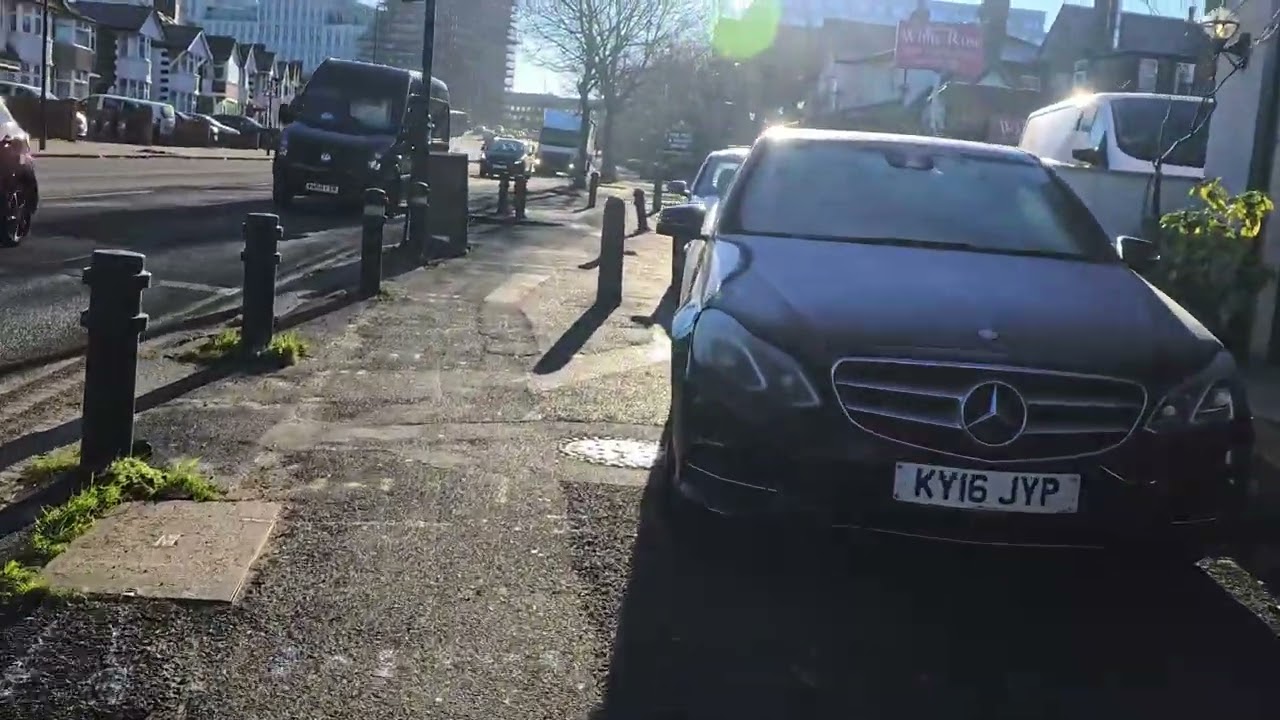 Winter walk through London - Alperton to Ealing