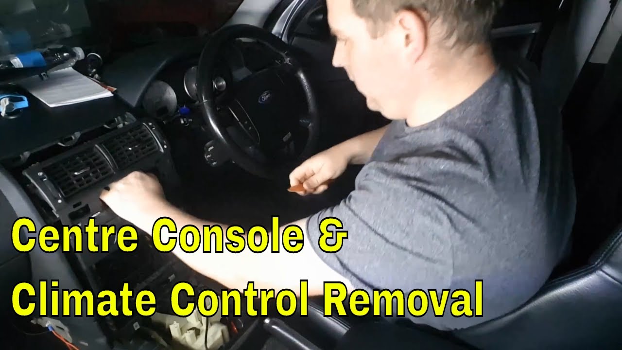 Снятие центральной консоли и климат-контроля Ford Mondeo Mk3 (ST220)
