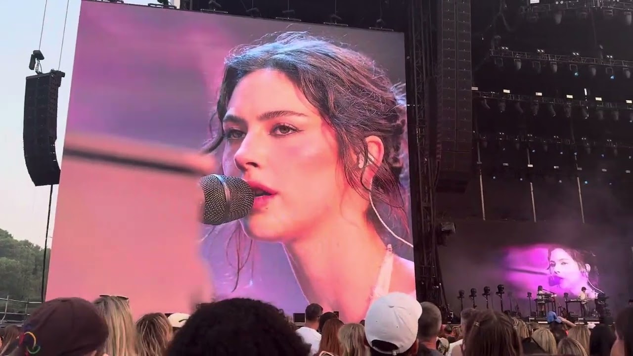 Gracie Abrams - Death Wish LIVE Lollapalooza 2025
