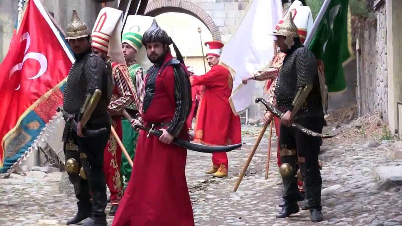 BAŞBAKANA ÖZEL BESTE DİK DUR EĞİLME (ORJİNAL VİDEO)