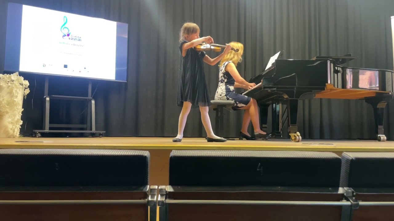 Alicja Jurzec I/6 - E. Iwan „Dżdżownica”