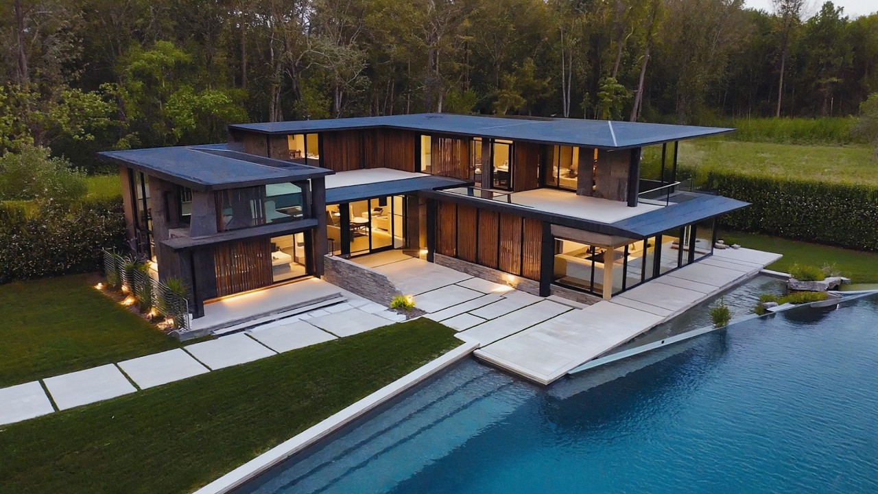 Luxury Modern Mansion Ambience at Dusk 🌙 Calm Poolside Sounds for Focus, Study, Work & Relaxation