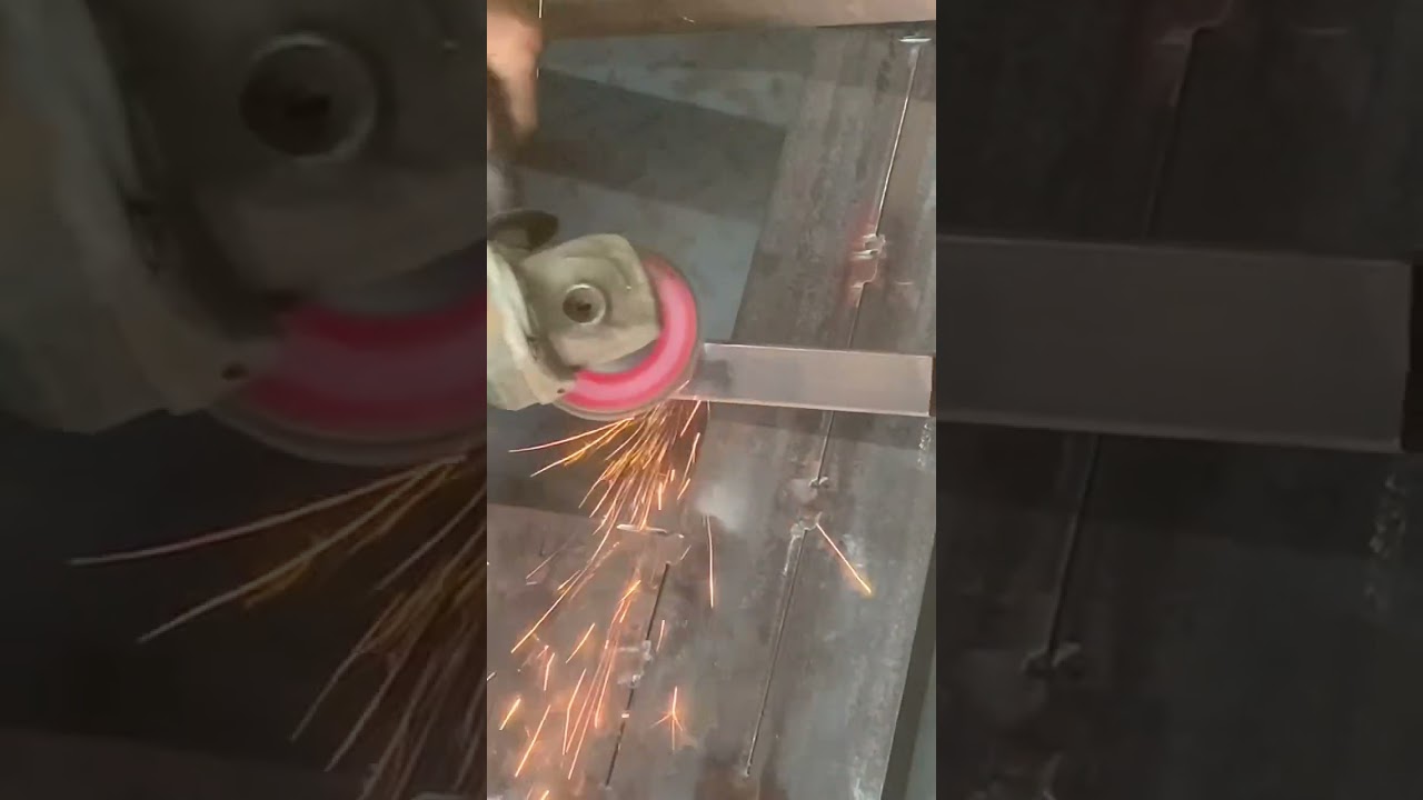 Pipe cutting machine 