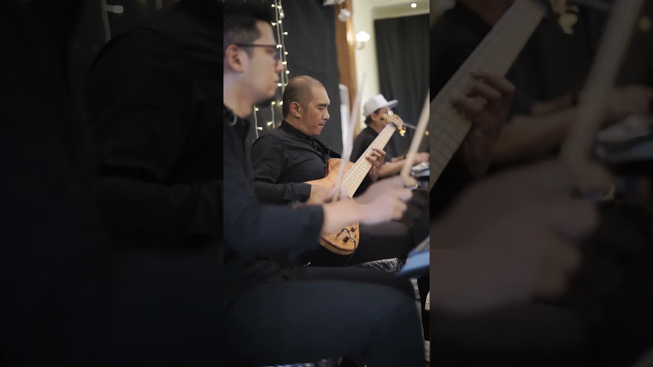 AZMI Z - DOMBA KURING (Cover by KPH Music) | Wedding Band Entertainment at PULLMAN Bandung