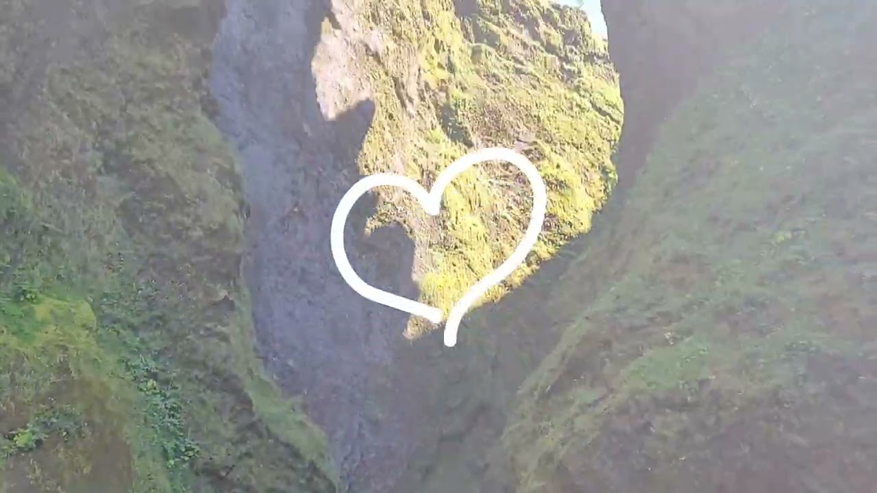 Hiking in Stakkholtsgjá canyon, Iceland (July 2022) 🇮🇸