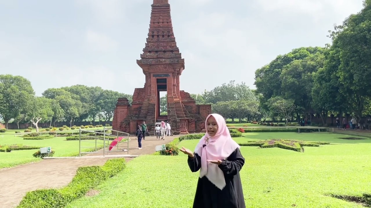 82 VALENSI VALENTINA VANIA TANSY SMPN 2 TROWULAN