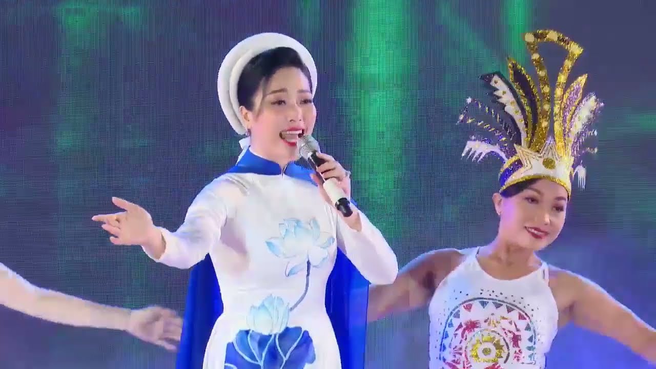 Đất Nước Lời Ru - Huyền Trang (Sao Mai) - Lễ Giỗ Tổ Hùng Vương 2022