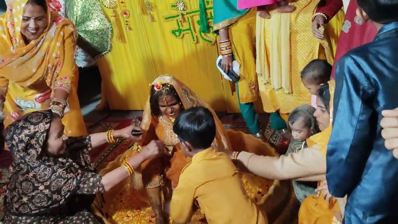Meri bhanji ki sadi hai uski haldi rasam kesi lagi aap ko comment me btaaye