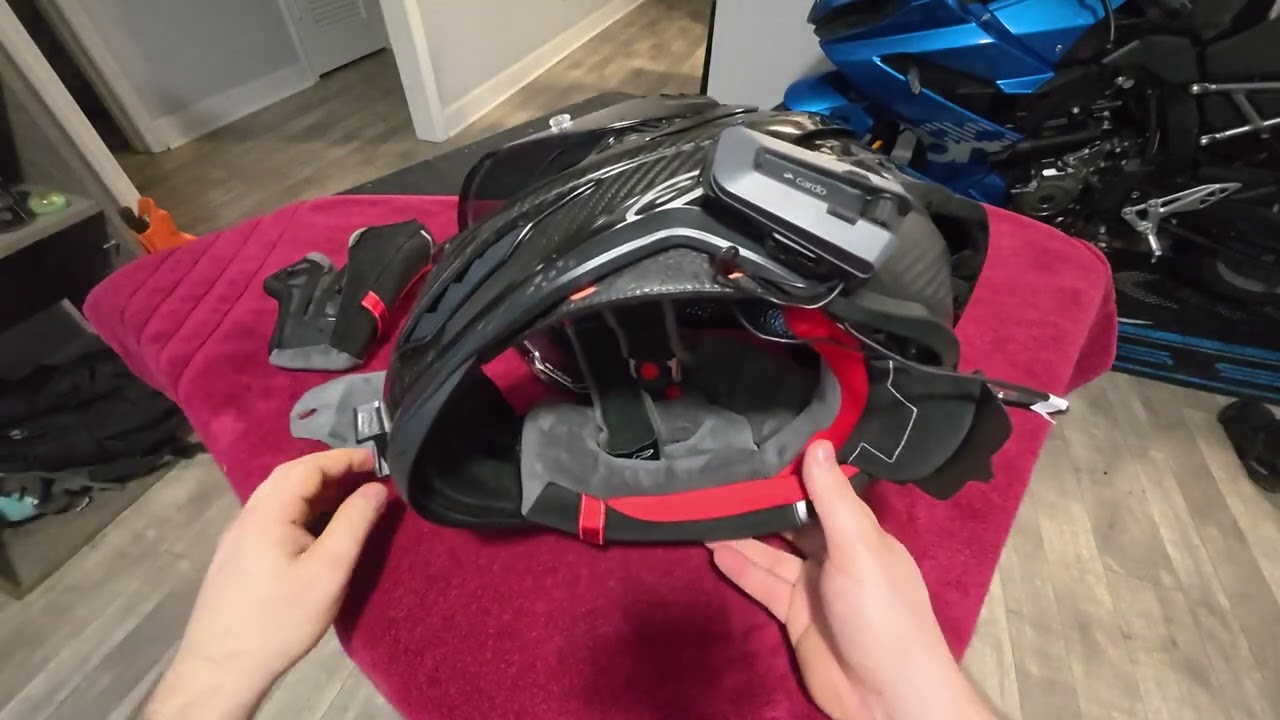 cardo pack talk edge wire management in alpinestars supertech r10