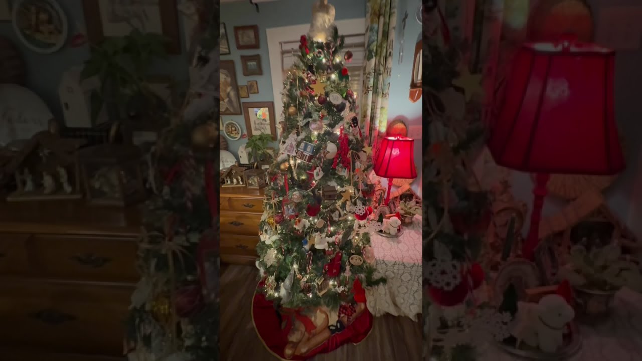 Christmas Decorations Home Tour