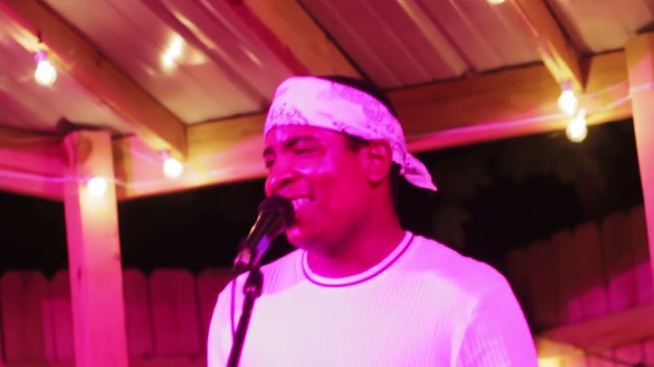 One On One (Live) Micah Dailey-White, Headband Henny.