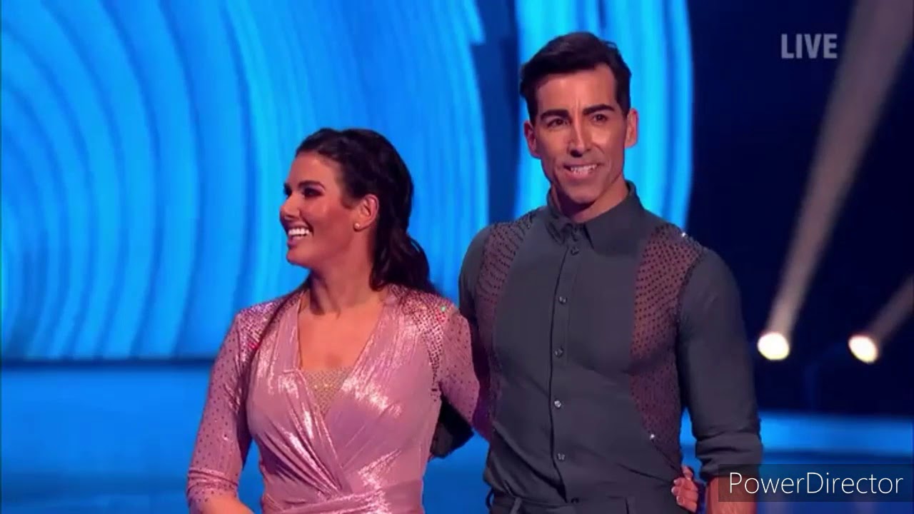 Rebekah Vardy and Andy Buchanan skating in Dancing on Ice (17/1/21)