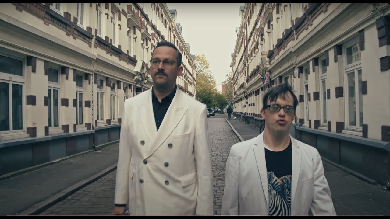 Station 17 - Aufgehoben ft. Andreas Dorau (Official Music Video)