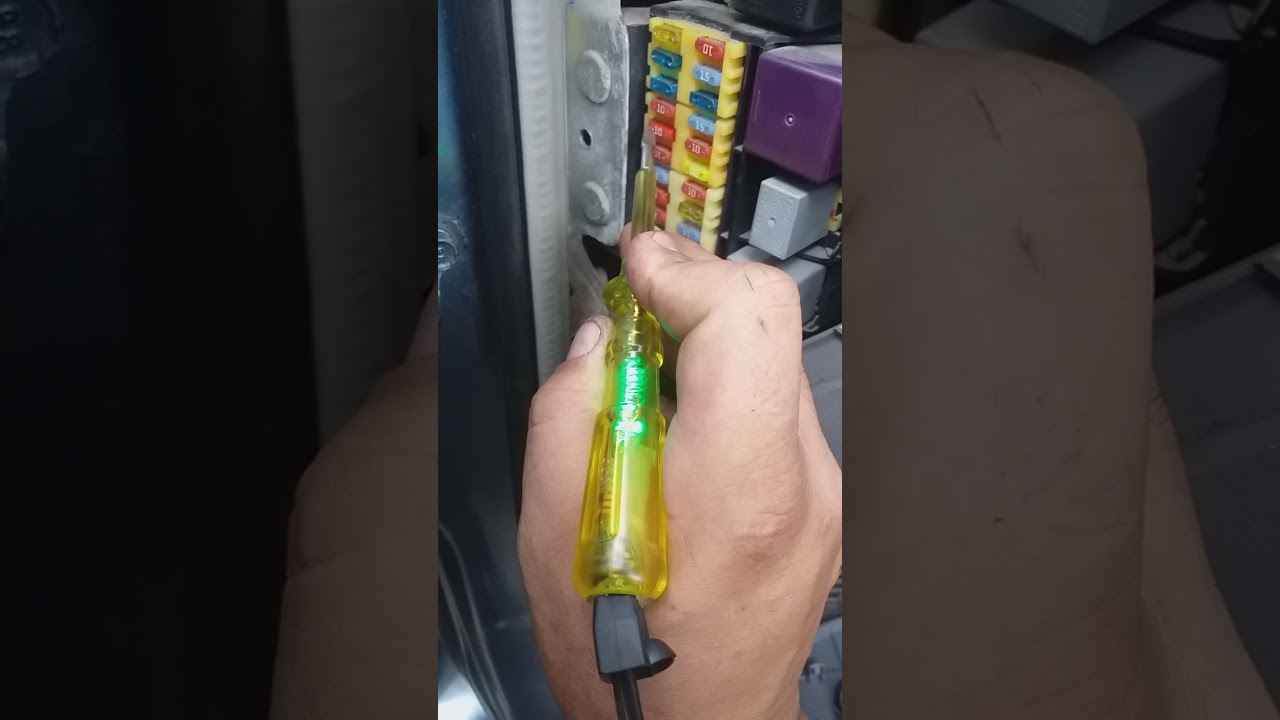 porque las luces de reversa no encienden explicacion completa paso a paso